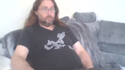 Snapshot of dukenucum73 chatting on 06-08-26, 01:11 chris online show from 06-08-26, 01:11