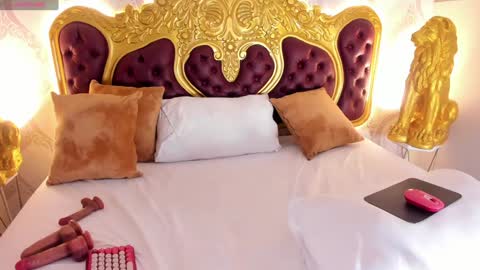 Lucy online show from 12-19-24, 06:34