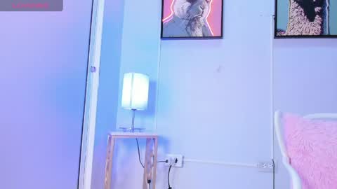 dulce__fiore07 online show from 04-20-26, 11:57