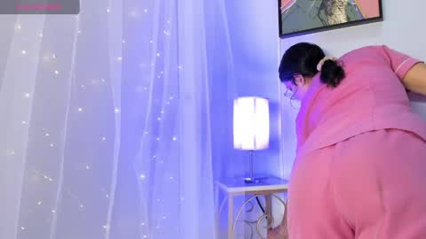 dulce__fiore07 online show from 05-21-26, 12:01