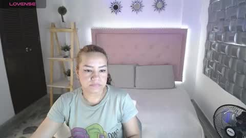 dulce__lovee online show from 11-13-25, 12:15