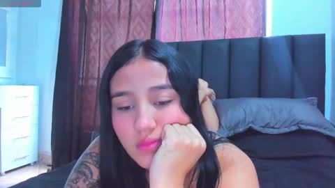 Dulce  online show from 10-27-25, 12:42