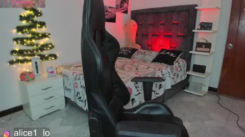  ALICE  online show from 12-10-24, 01:44