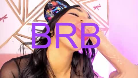 Snapshot of dulce_brown01 chatting on 11-11-25, 01:22 Dulce online show from 11-11-25, 01:22