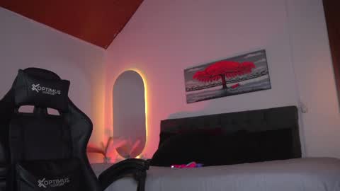 DULCE online show from 07-30-26, 07:24