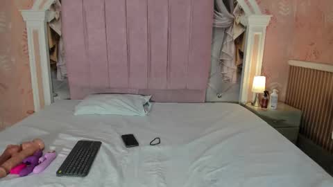 Snapshot of dulce_girls chatting on 03-02-26, 12:12 Dulce online show from 03-02-26, 12:12