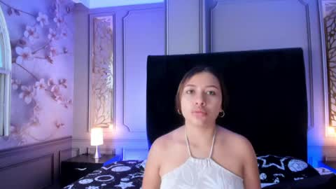 Snapshot of dulce_girls chatting on 05-13-26, 12:24 Dulce online show from 05-13-26, 12:24