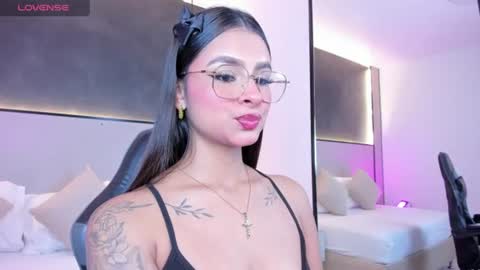 D U L C E online show from 06-10-26, 07:46