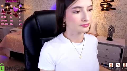 dulce_isabel_ online show from 02-12-26, 03:12