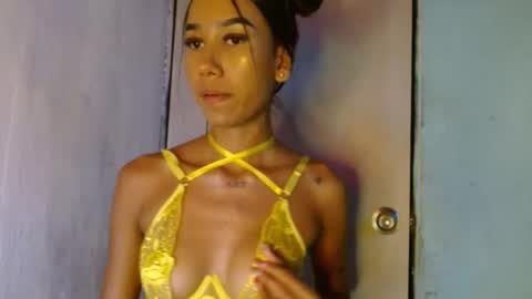 dulcelatina222 online show from 03-20-26, 05:12