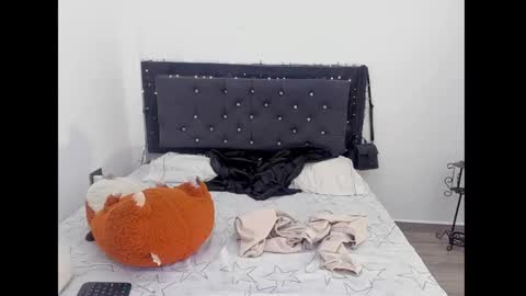 Dulce online show from 03-08-26, 07:28