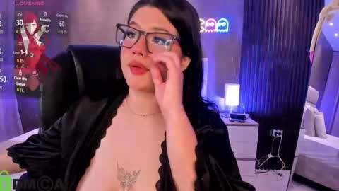 Snapshot of dulcerose01 chatting on 04-28-26, 04:06 Dulce Rose online show from 04-28-26, 04:06