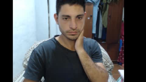 Snapshot of dulcetentations chatting on 02-08-26, 12:47 shany y alan online show from 02-08-26, 12:47