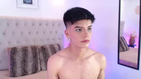 Dulcey online show from 11-06-25, 04:02