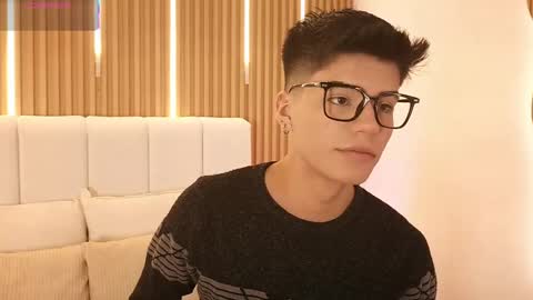 Dulcey online show from 04-11-26, 05:34