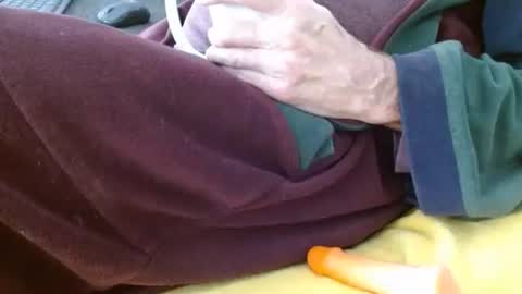 Snapshot of dunany101 chatting on 12-22-25, 03:53 dunany101 online show from 12-22-25, 03:53