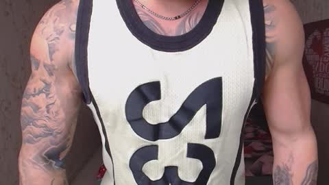 Snapshot of duncanstones chatting on 12-17-24, 01:38 DuncanStone online show from 12-17-24, 01:38