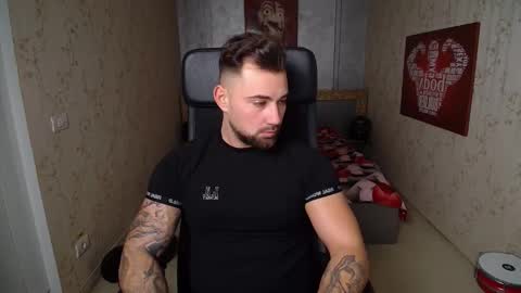 Snapshot of duncanstones chatting on 12-21-24, 08:07 DuncanStone online show from 12-21-24, 08:07