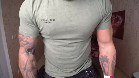 Snapshot of duncanstones chatting on 12-23-24, 09:27 DuncanStone online show from 12-23-24, 09:27