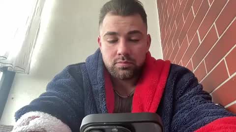 Snapshot of duncanstones chatting on 12-30-24, 10:32 DuncanStone online show from 12-30-24, 10:32