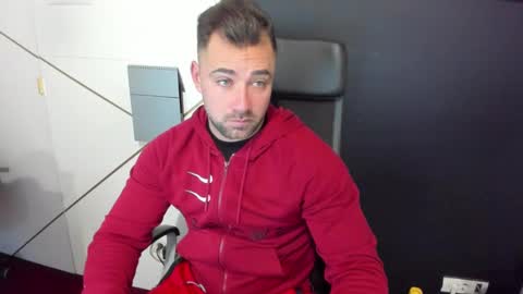 Snapshot of duncanstones chatting on 02-24-25, 05:11 DuncanStone online show from 02-24-25, 05:11