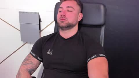 Snapshot of duncanstones chatting on 02-24-25, 08:17 DuncanStone online show from 02-24-25, 08:17