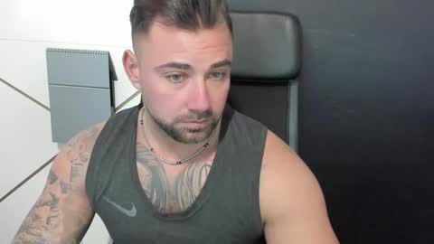 Snapshot of duncanstones chatting on 03-04-25, 08:02 DuncanStone online show from 03-04-25, 08:02