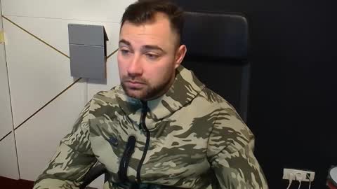 Snapshot of duncanstones chatting on 11-19-25, 05:29 DuncanStone online show from 11-19-25, 05:29