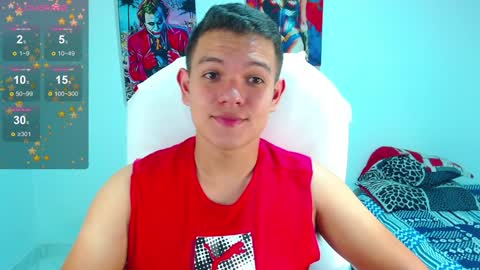 Snapshot of dunkan_kravitz chatting on 12-19-24, 12:45 Dunkan Kravitz online show from 12-19-24, 12:45