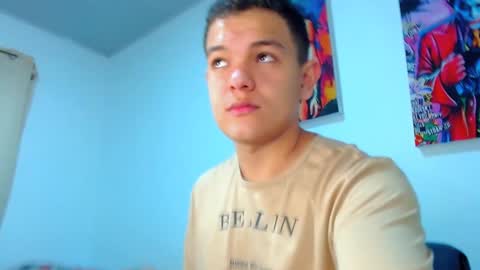 Snapshot of dunkan_kravitz chatting on 12-22-24, 11:33 Dunkan Kravitz online show from 12-22-24, 11:33