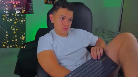 Snapshot of dunkan_kravitz chatting on 10-24-25, 03:58 Dunkan Kravitz online show from 10-24-25, 03:58