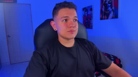 Snapshot of dunkan_kravitz chatting on 11-09-25, 04:55 Dunkan Kravitz online show from 11-09-25, 04:55