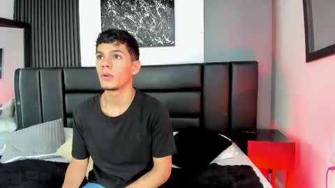 Thomas and Noah online show from 09-28-25, 06:57