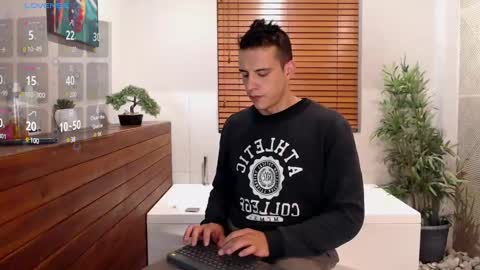 Dustin Sonne online show from 01-27-25, 03:26