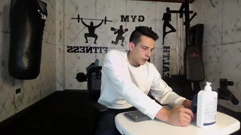 Dustin Sonne online show from 02-01-25, 01:34