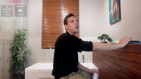 Dustin Sonne online show from 02-20-25, 03:23