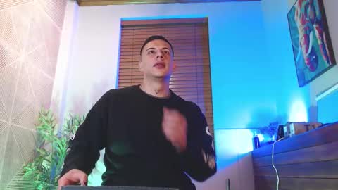 Snapshot of dustin_sonne chatting on 03-04-26, 03:56 Dustin Sonne online show from 03-04-26, 03:56