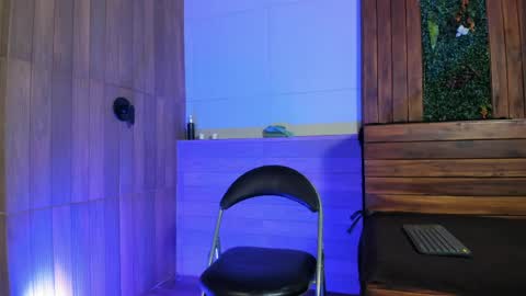 Snapshot of dustin_sonne chatting on 04-06-26, 03:26 Dustin Sonne online show from 04-06-26, 03:26