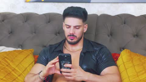 Dustin online show from 04-09-26, 06:19