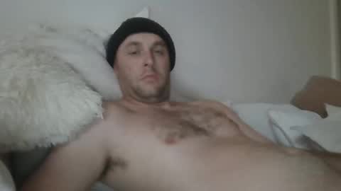Snapshot of dustyroy09 chatting on 05-15-26, 06:20 dustyroy09 online show from 05-15-26, 06:20