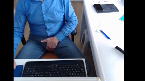 Snapshot of dutchpornking2 chatting on 10-30-25, 09:44 dutchpornking2 online show from 10-30-25, 09:44