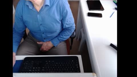 Snapshot of dutchpornking2 chatting on 11-26-25, 08:04 dutchpornking2 online show from 11-26-25, 08:04