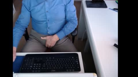 Snapshot of dutchpornking2 chatting on 11-27-25, 07:54 dutchpornking2 online show from 11-27-25, 07:54