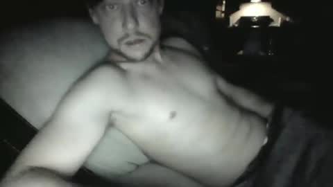 dwilly0210 online show from 11-02-25, 09:33