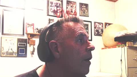 Snapshot of dwinmontana chatting on 06-05-26, 05:36 dwinmontana online show from 06-05-26, 05:36