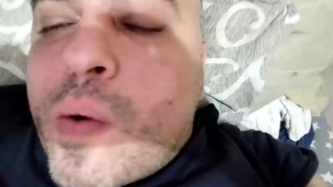 Snapshot of dwizziz chatting on 05-06-26, 11:54 Ivan online show from 05-06-26, 11:54