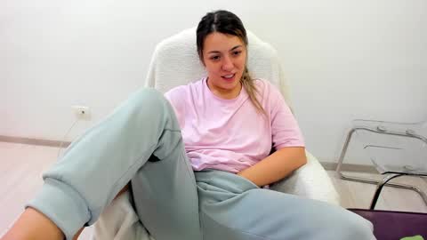 dayana online show from 01-03-25, 01:38