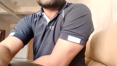 Rockhandsome online show from 03-22-26, 05:44