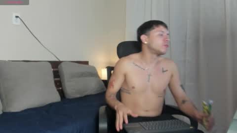 Snapshot of dylan_coleman1 chatting on 02-25-26, 06:01 dylan_coleman1 online show from 02-25-26, 06:01