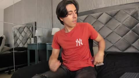 Dylan online show from 09-25-25, 11:25